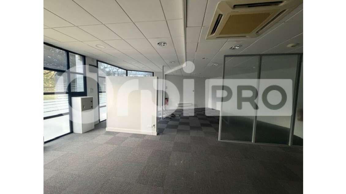 216 m² de bureaux à louer aux Minimes