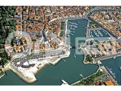 Cession droit au bail Locaux commerciaux - Boutiques à La Rochelle