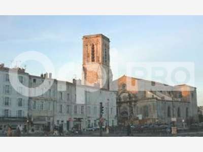 LA ROCHELLE - LOCAL COMMERCIAL à louer