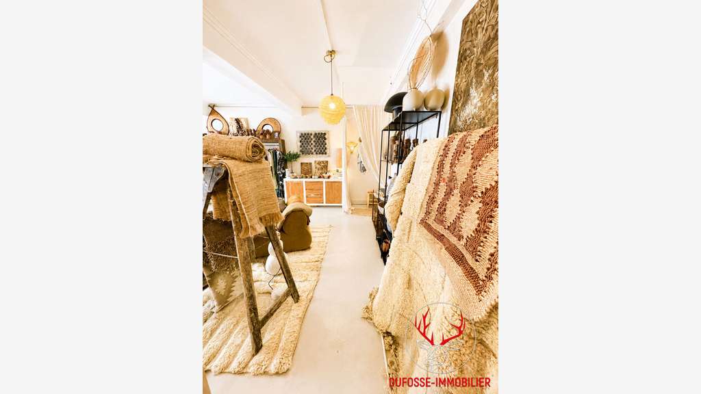 CESSION DROIT AU BAIL DE 60 M² - CONCEPT STORE