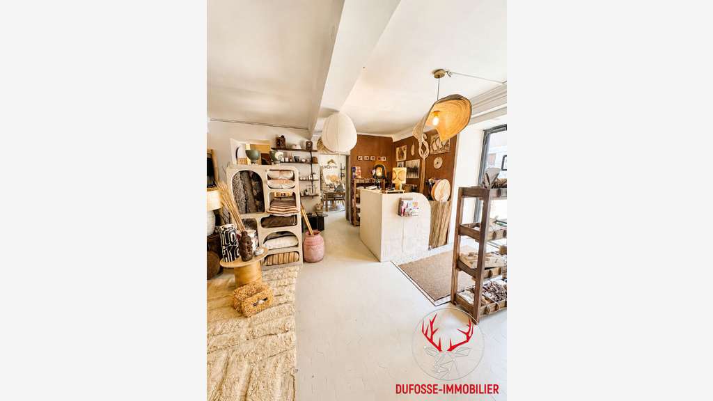 CESSION DROIT AU BAIL DE 60 M² - CONCEPT STORE