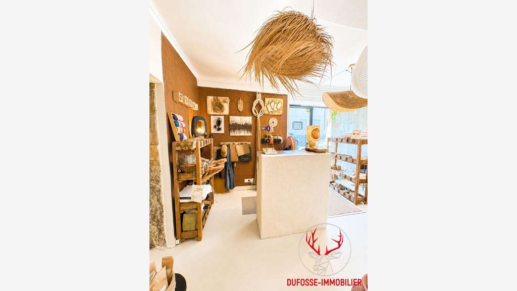 CESSION DROIT AU BAIL DE 60 M² - CONCEPT STORE