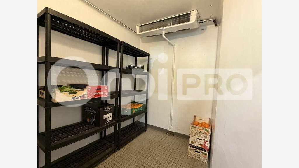 Location local commercial 39m² empl N°1 Le Havre