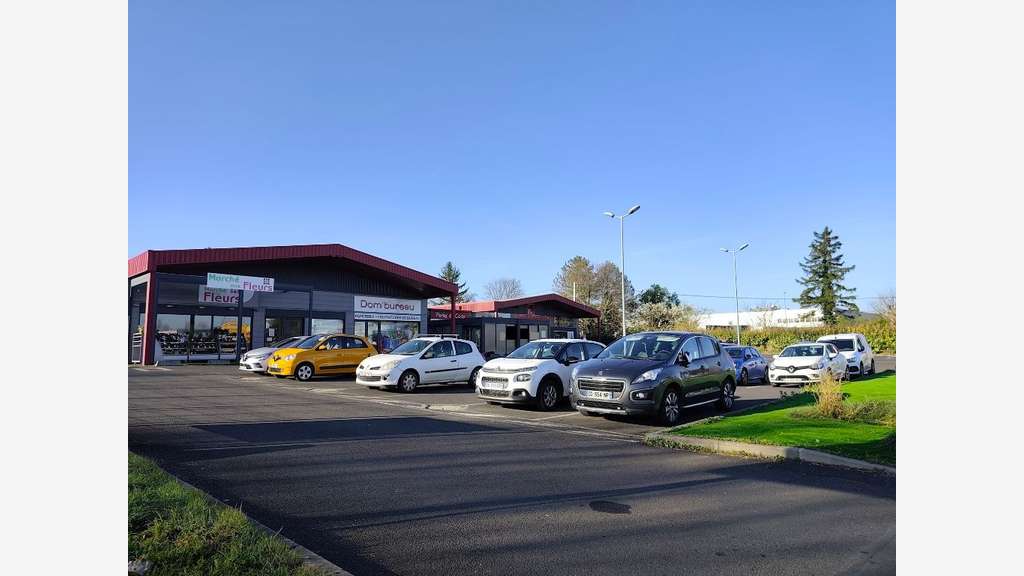 Cession local commercial 130m² à Lempdes