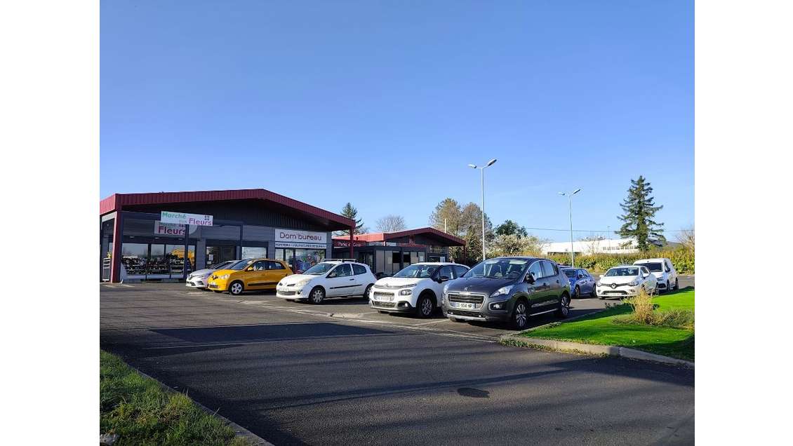 Cession local commercial 130m² à Lempdes