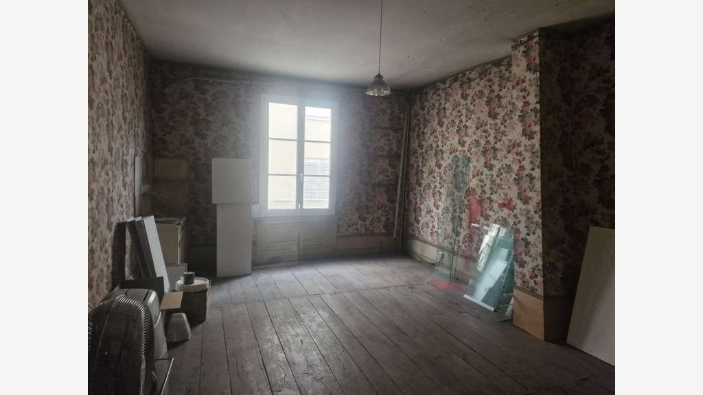 Vente boutique 120m² idéalement située à Limoges