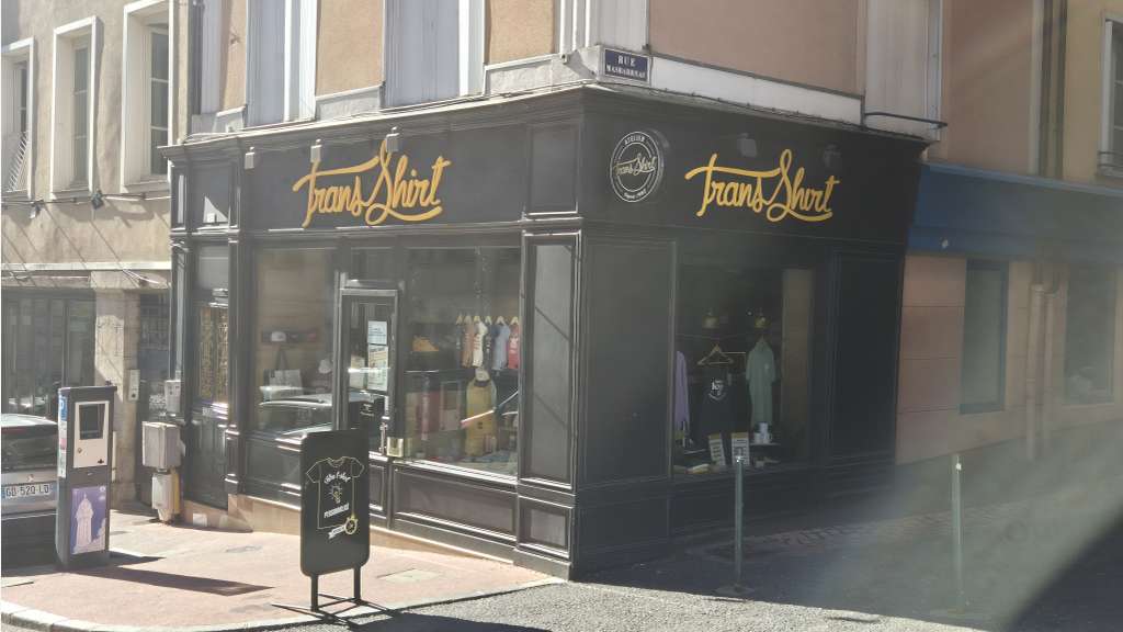 Cède local commercial 64m² à Limoges proche FNAC 