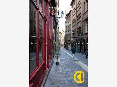 Droit au bail local angle 100m² Lyon Presqu'ile
