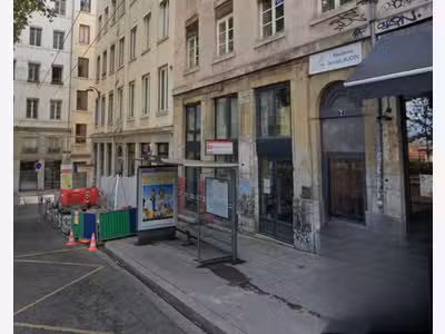 Local commercial de 54m² à céder à Lyon 69001