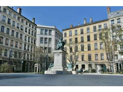 Cession droit au bail Locaux commerciaux - Boutiques à Lyon 2e