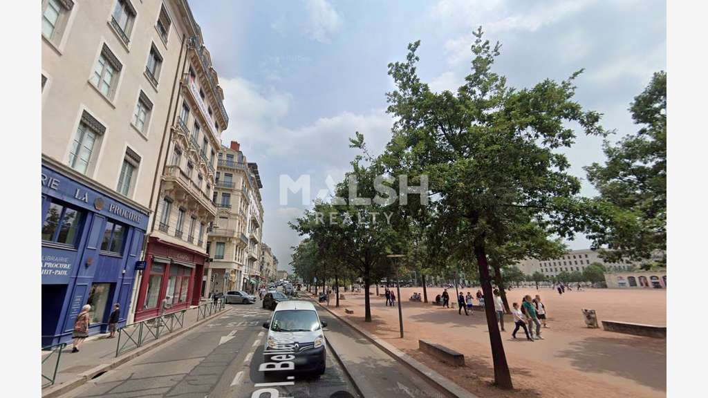 Local à céder 54m² à Lyon 2e proche Bellecour