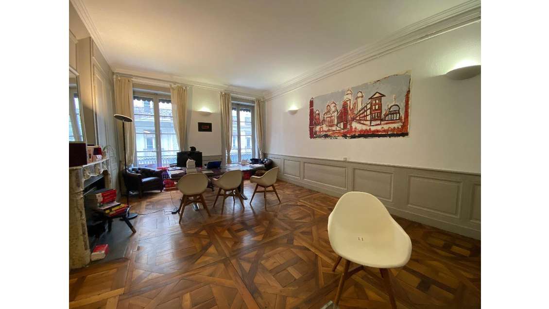Bureaux loués à vendre 91m² Rue V.Hugo à Lyon 2e