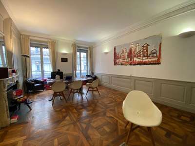 Bureaux loués à vendre 91m² Rue V.Hugo à Lyon 2e