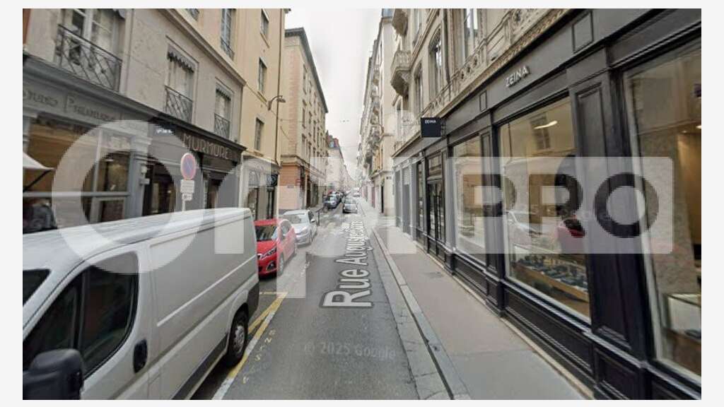 Bail à céder local 39m² emplacement N1 Lyon 2e