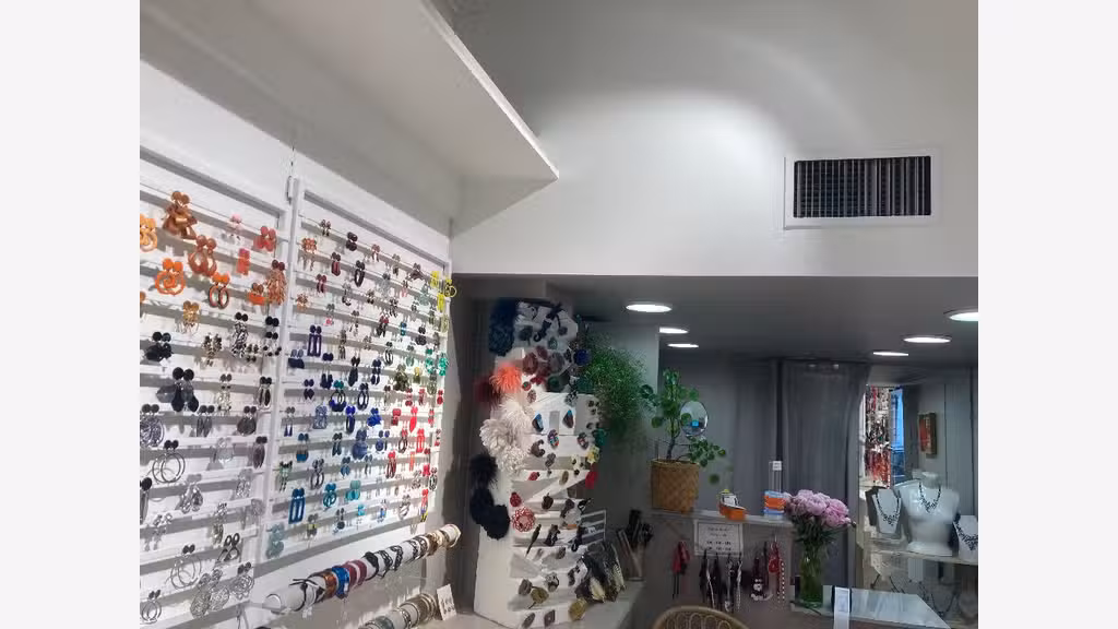 Bail à céder local de 18m² à Lyon centre 69002