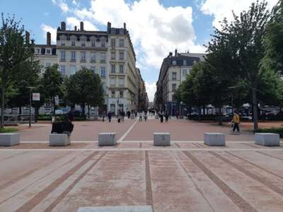 Local 60m² RDC à céder Lyon 2e