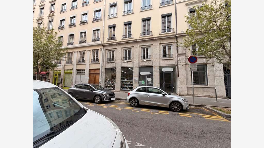 Cession droit au bail local 133m² empl N°1 Lyon 02