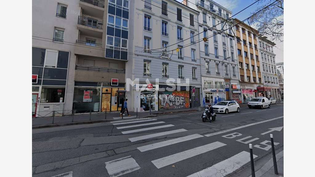 Local commercial 65m² à louer axe passant Lyon 3e