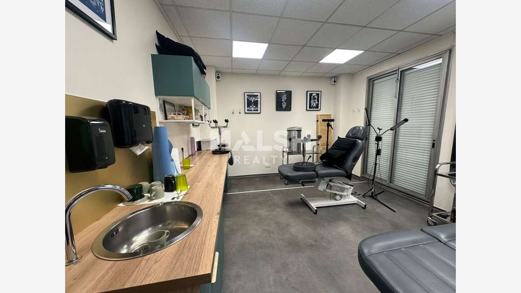 Cession droit au bail local d'angle 89m² Lyon 6e