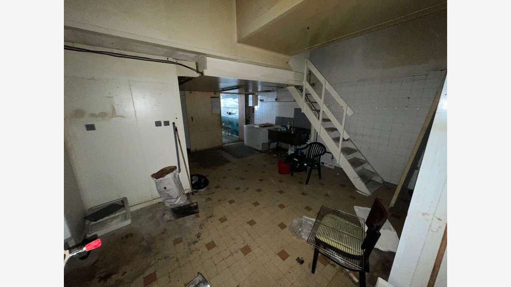 Local commercial de 188m² à céder à Lyon 69006