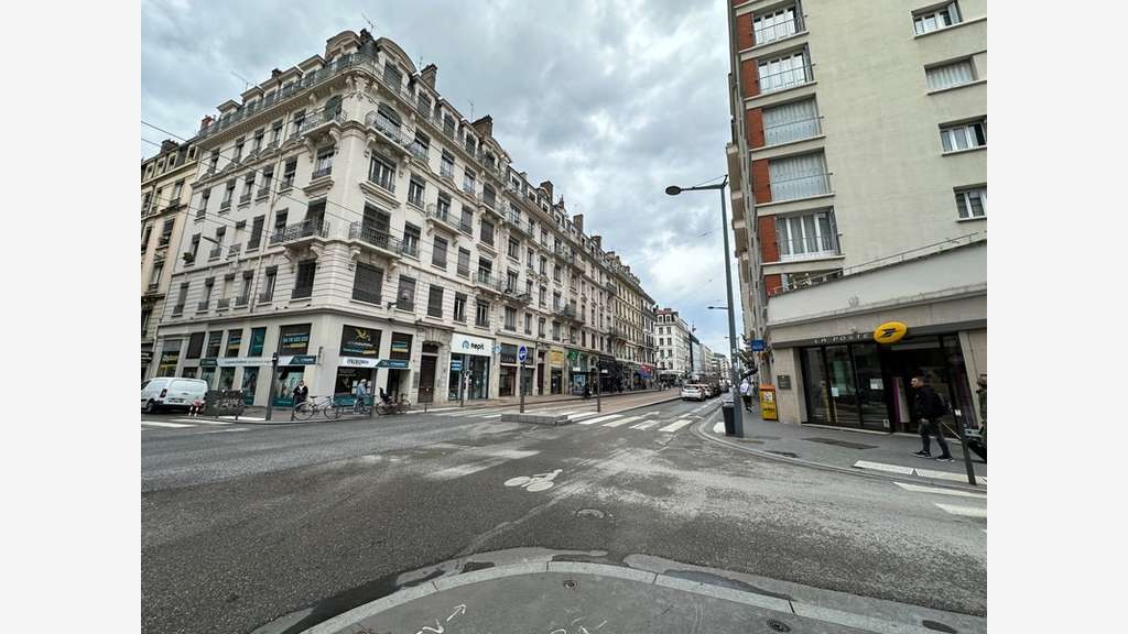 Bail à céder local commercial 136m² à Lyon 69006