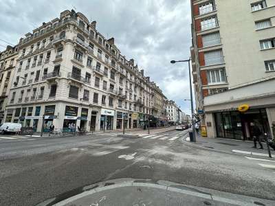 Bail à céder local commercial 136m² à Lyon 69006