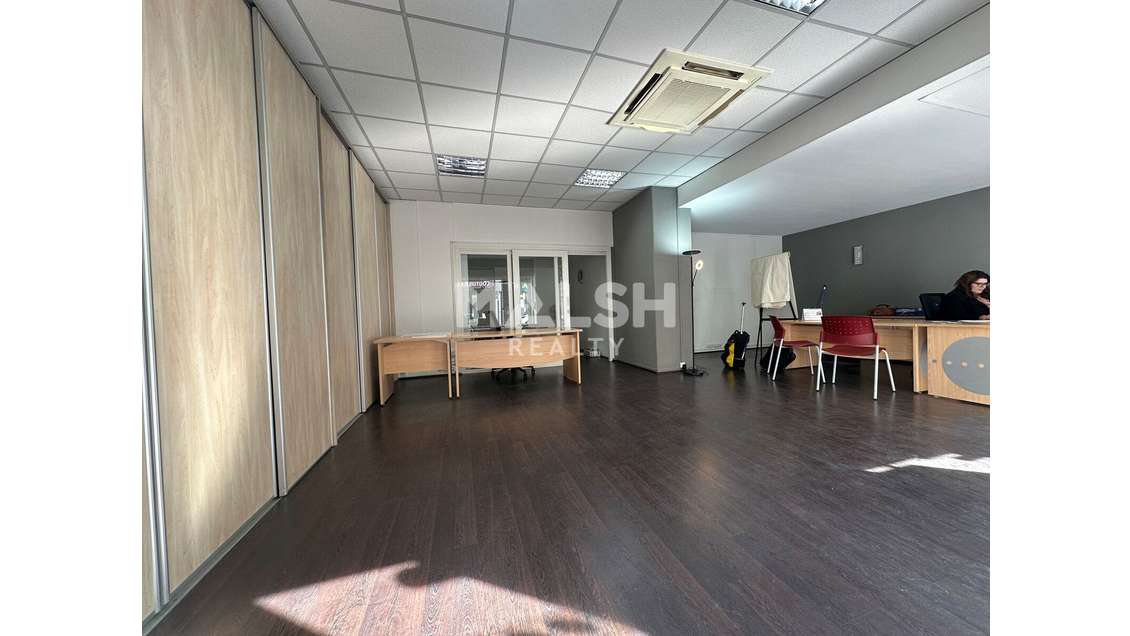 Local à céder 212m² secteur très prisé Lyon 6e