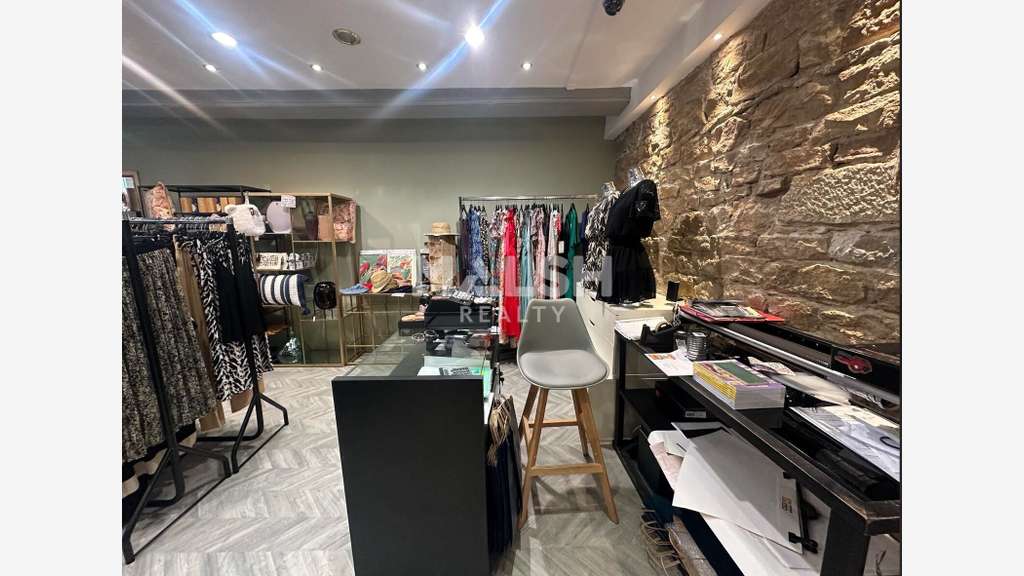 Local de 101m² à céder à Lyon 69006