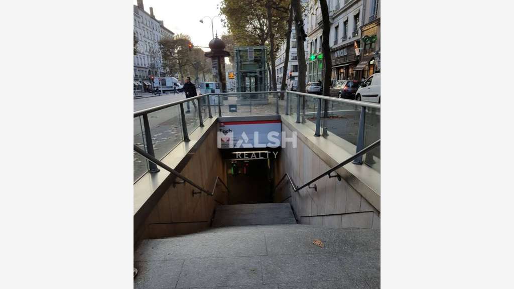 Local de 101m² à céder à Lyon 69006