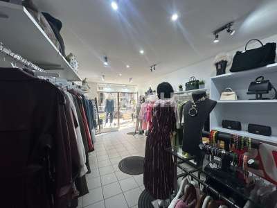 Local à céder 20m² vitrine sur rue à Lyon 6e