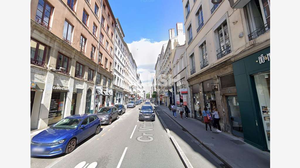 Local à céder 20m² vitrine sur rue à Lyon 6e