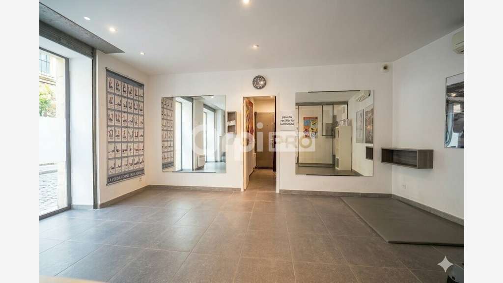 A céder local commercial 53m² Lyon 69006 Brotteaux