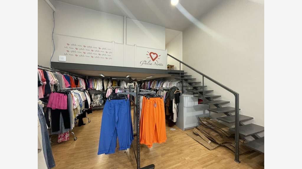 A louer local 75m² Lyon 6e Lafayette / Lyautey