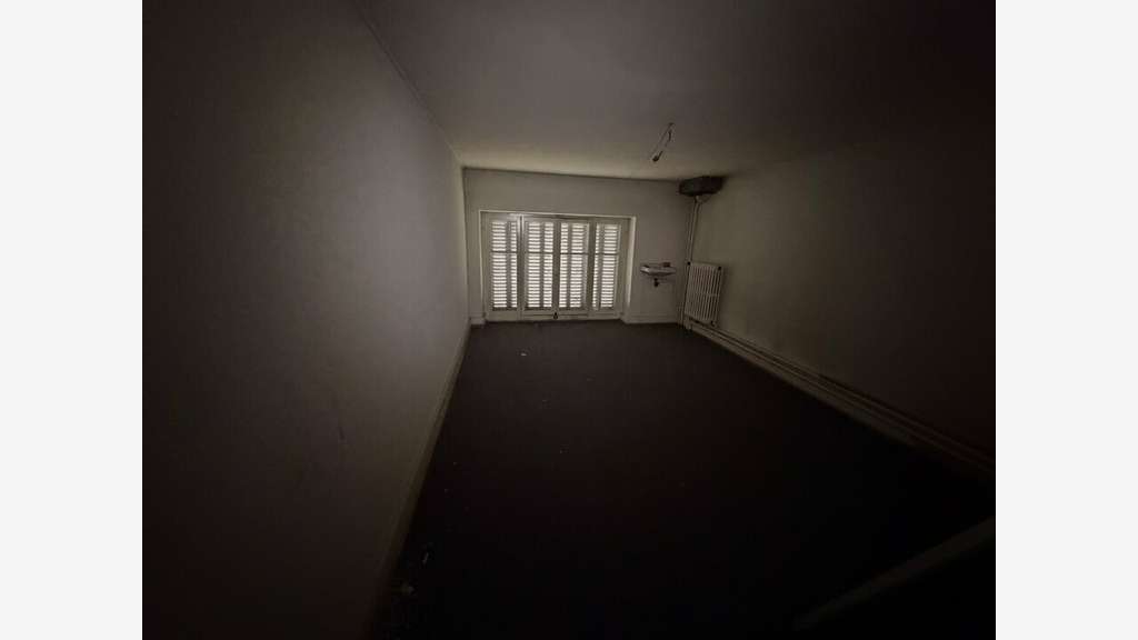 Local commercial 212m² à louer à Lyon  6e