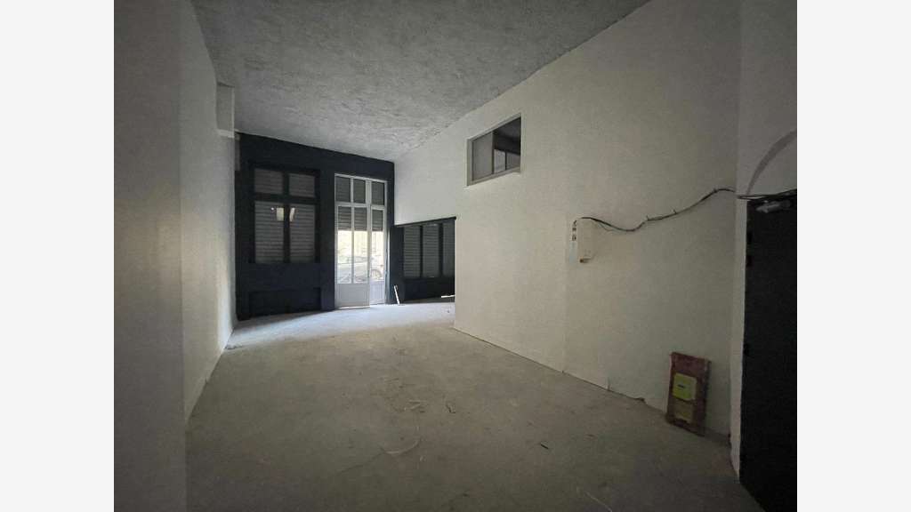 Local commercial 64m² à louer Rue Chalopin 69007
