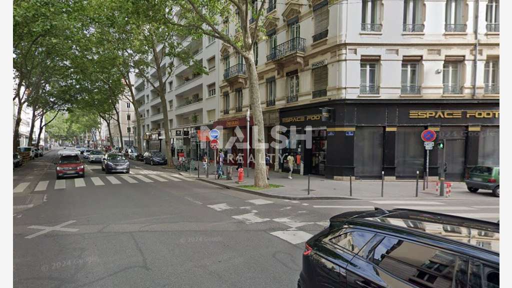 Local commercial à céder 40m² rue passante Lyon 7e