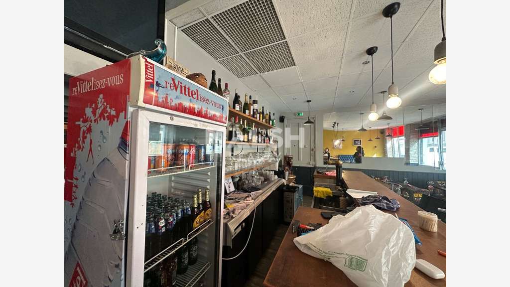 Cession droit au bail local 97m² à Lyon 7e Gerland