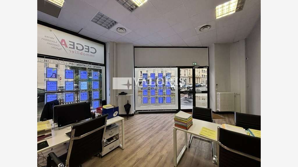 DAB local commercial 55m² Lyon 7e quais du Rhône