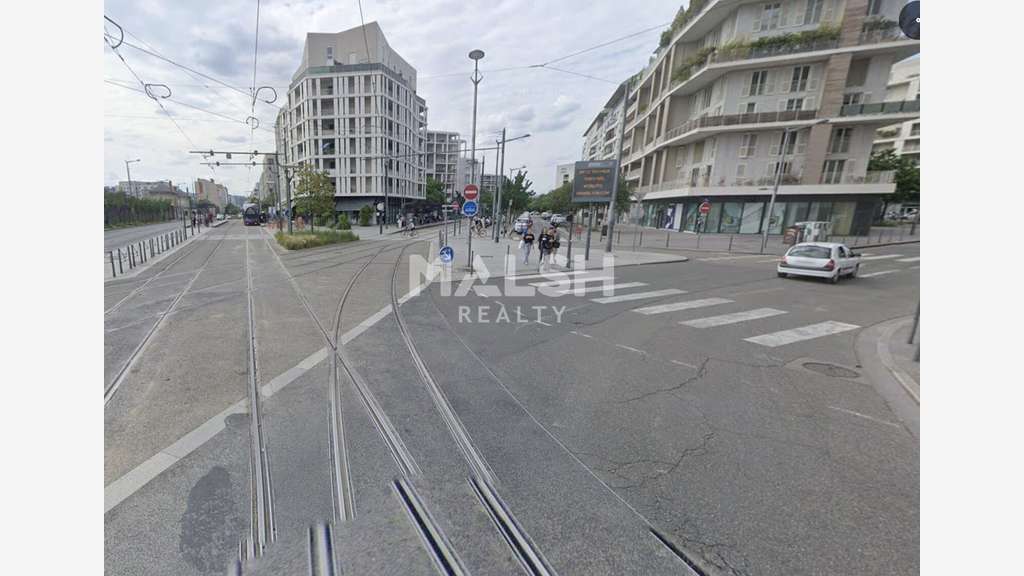 Cession droit au bail local 157m² à Lyon 8eme