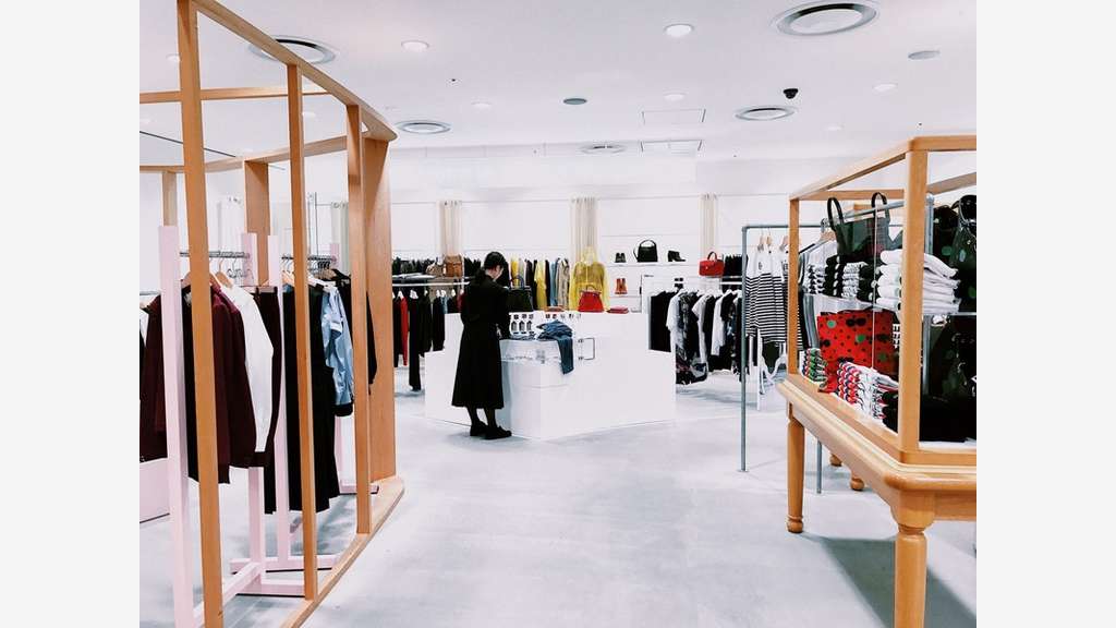 Bail à céder très jolie boutique 34m² Lyon 8eme