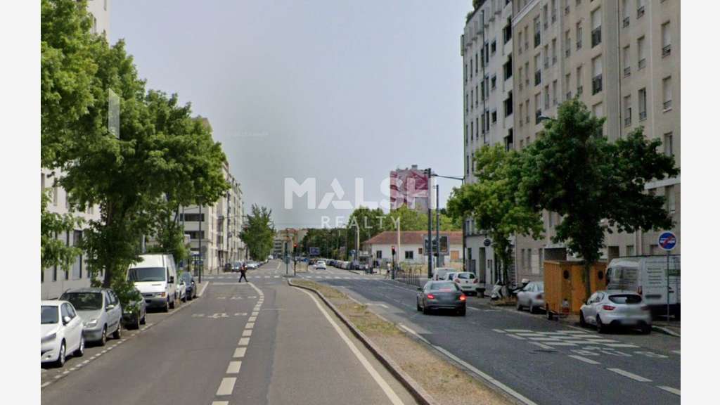 Local commercial 72m² Lyon 8e avenue Paul Santy