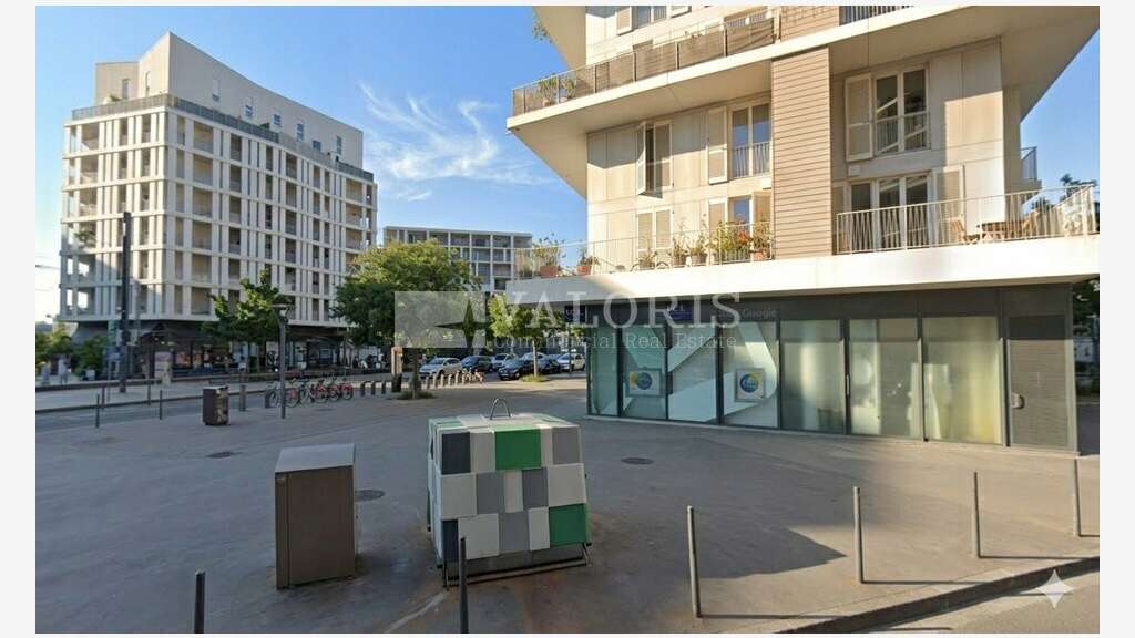 Cession bail local 209m² belle visibilité Lyon 8e