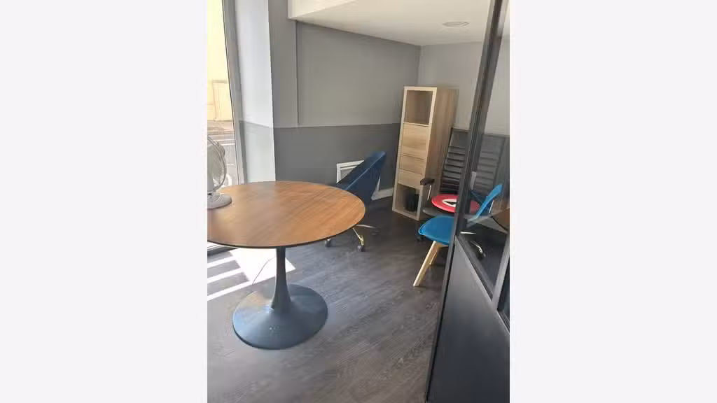 DAB local de 50m² + mezzanine Lyon 8 Montplaisir