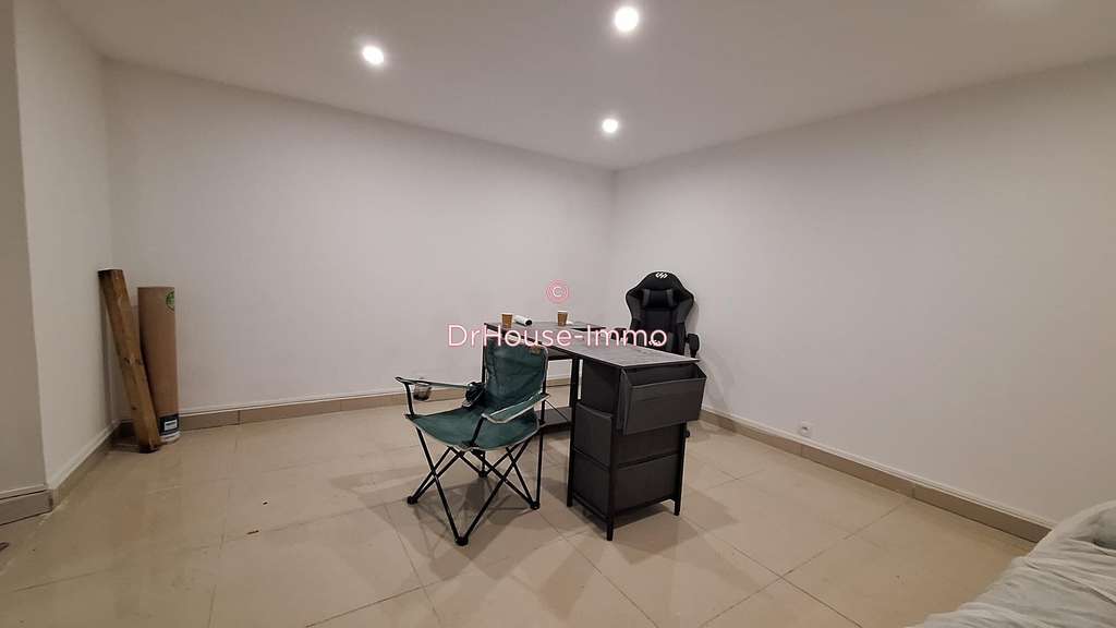 Murs commerciaux loués à vendre à Marseille 14ème