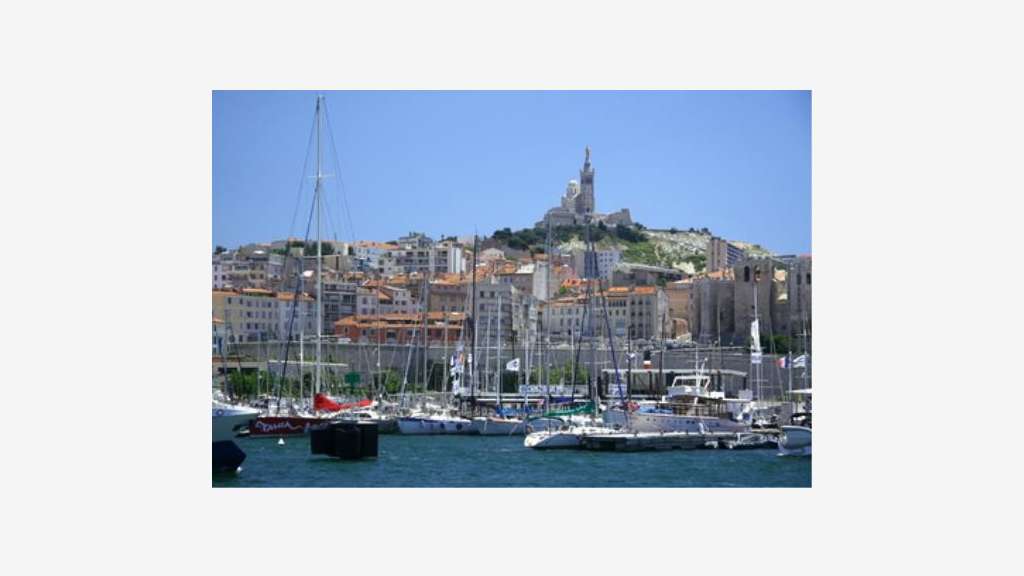 DAB Beau local 38m² Marseille 1er quartier Opéra