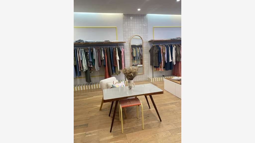 CDAB commerce 73 m2 VIEUX PORT 13001