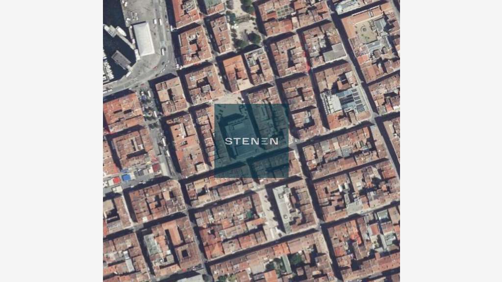 A céder local commercial rénové 70m² à Marseille 1