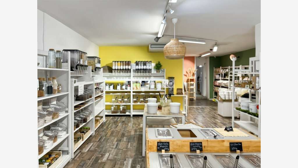 Local commercial 102m² à louer Marseille 4ème