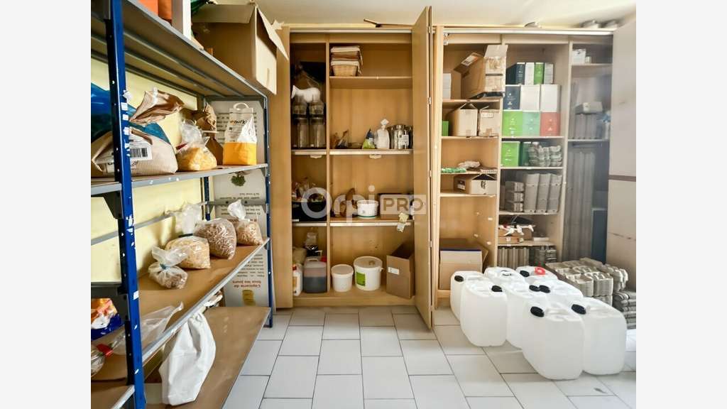 Local commercial 102m² à louer Marseille 4ème