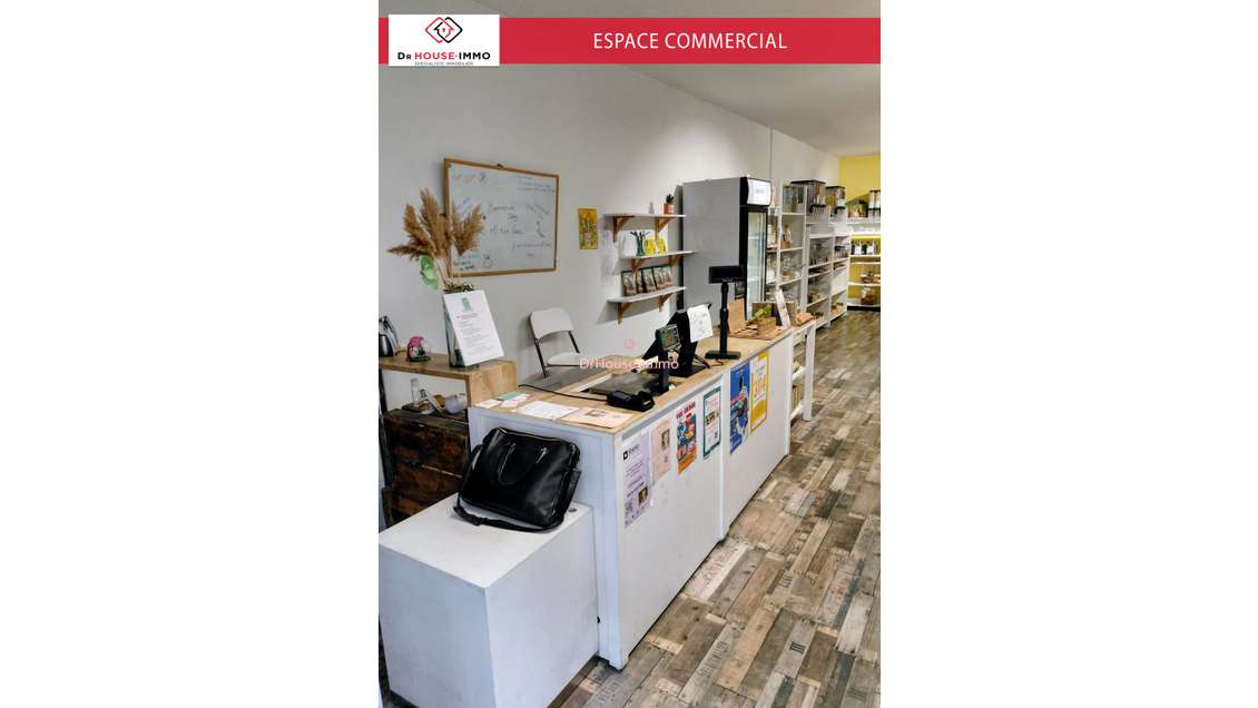 Cède bail tout commerce de 102m² à Marseille 13004